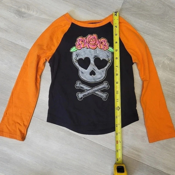 🛍Let's Celebrate Halloween Long Sleeved Tee Girls Size XS (4-5) - Picture 2 of 3